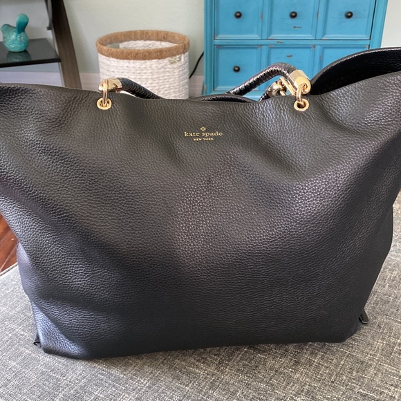kate spade Handbags - Kate Spade Pebbled Leather Tote